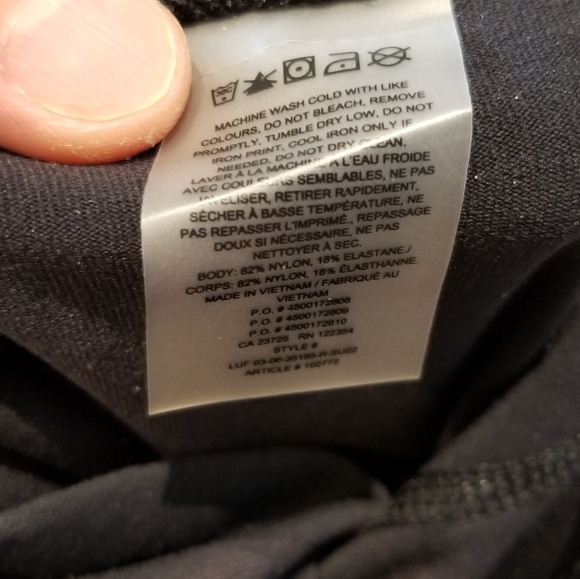 TNA, yoga pants, size XS, Some Pilling. - Picture 4 of 4